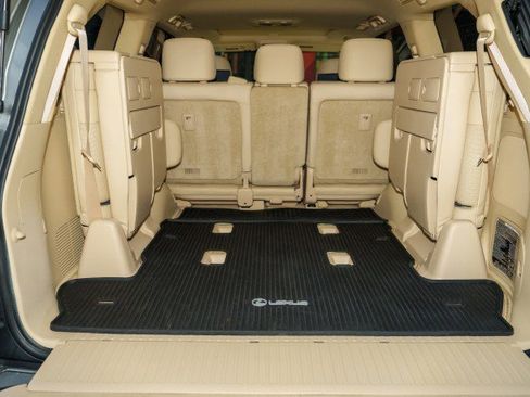 Used 2018 Lexus LX 570 4WD image 30