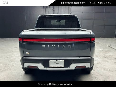 Used 2023 Rivian R1T Adventure image 4