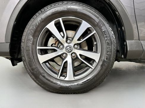 Used 2016 Toyota RAV4 XLE FWD image 35