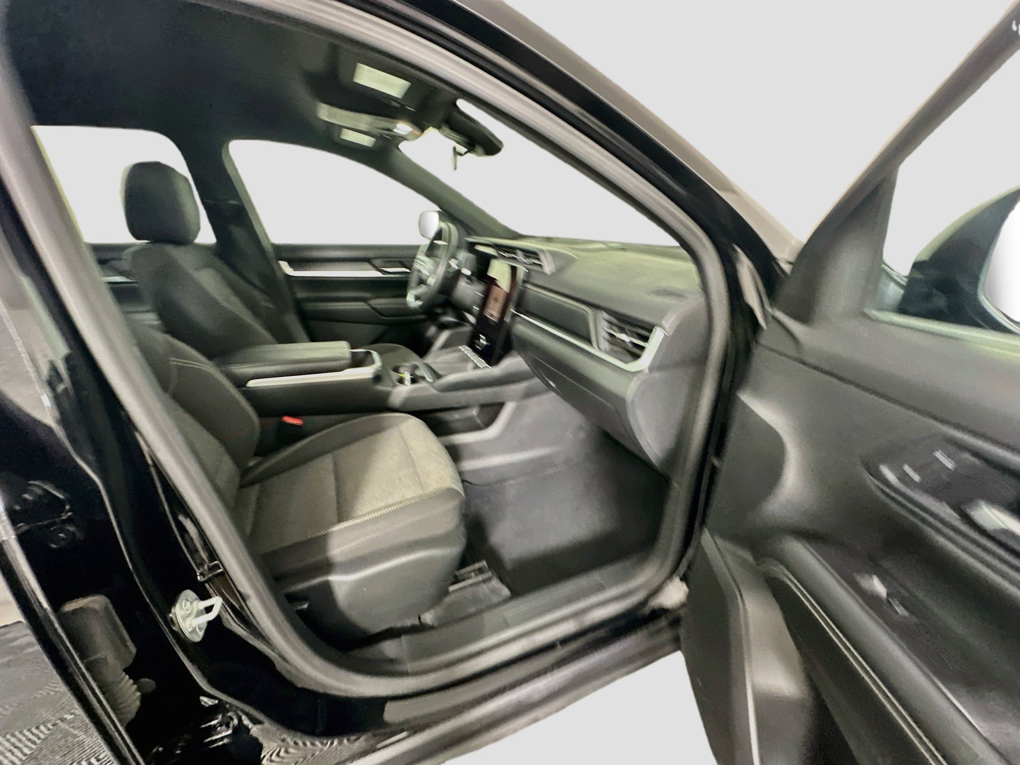Used 2025 GMC Terrain Elevation FWD image 30
