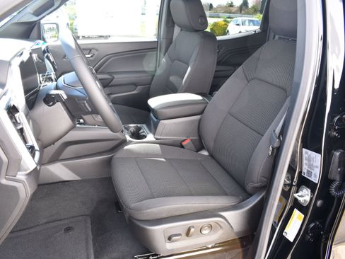 New 2026 GMC Canyon Elevation w/ Convenience Package RWD image 18