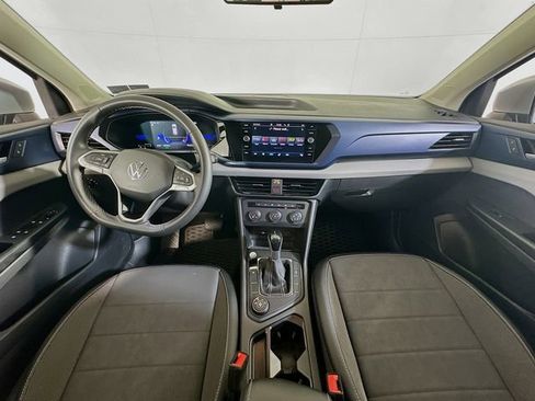 Used 2022 Volkswagen Taos SE image 13