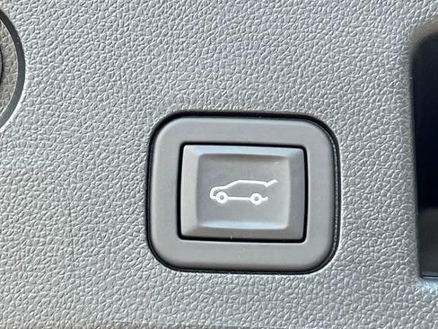 Used 2026 Chevrolet Equinox RS w/ Convenience Package III AWD/4WD image 35