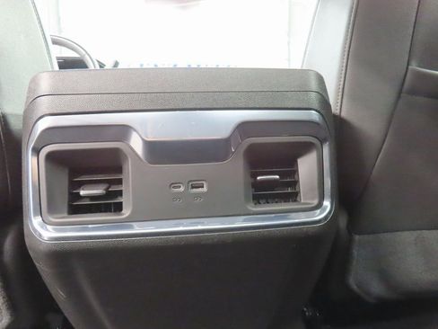 Used 2025 GMC Sierra 2500 SLT w/ SLT Convenience Package image 11