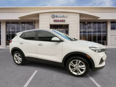 Certified 2023 Buick Encore GX Preferred w/ Cold Weather Comfort Package AWD/4WD image 17