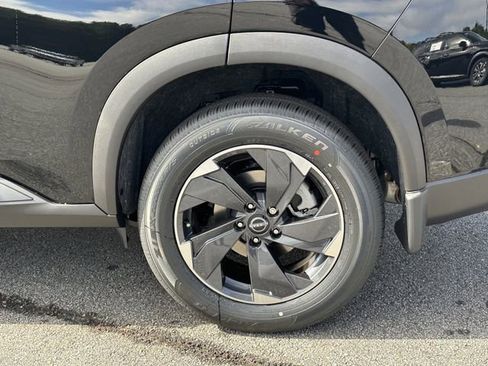 New 2026 Nissan Rogue SV FWD image 16