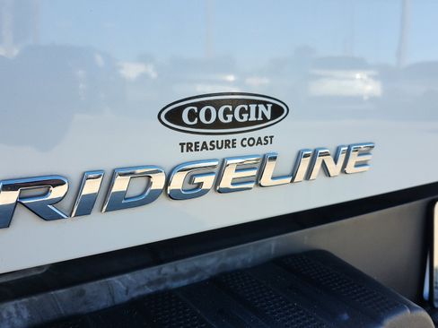 Used 2020 Honda Ridgeline Sport image 15