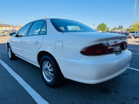Used 2005 Buick Century Custom FWD image 7