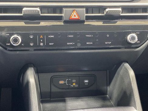 New 2026 Kia Sportage LX AWD/4WD image 17
