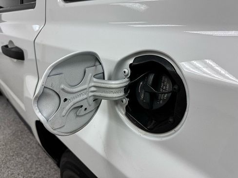 Used 2017 Jeep Patriot Sport FWD image 27