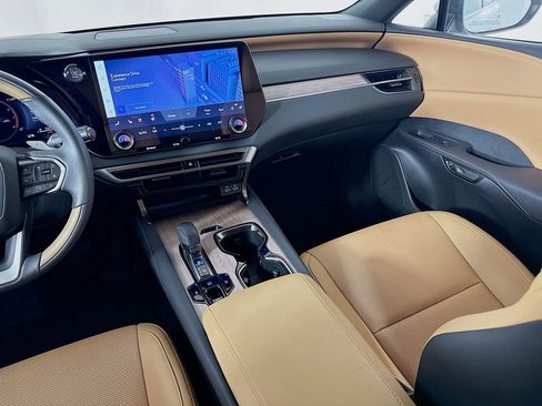 Used 2025 Lexus RX 350 Premium image 24