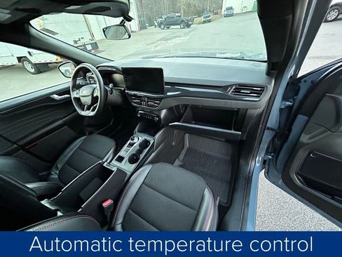Used 2025 Ford Escape ST-Line w/ Equipment Group 301A image 25