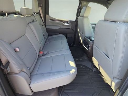 Used 2026 GMC Sierra 1500 SLT w/ SLT Premium Package image 19