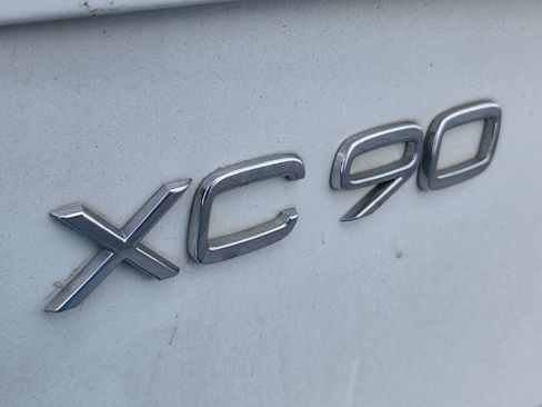 Used 2019 Volvo XC90 T6 Momentum w/ Advanced Package AWD/4WD image 7
