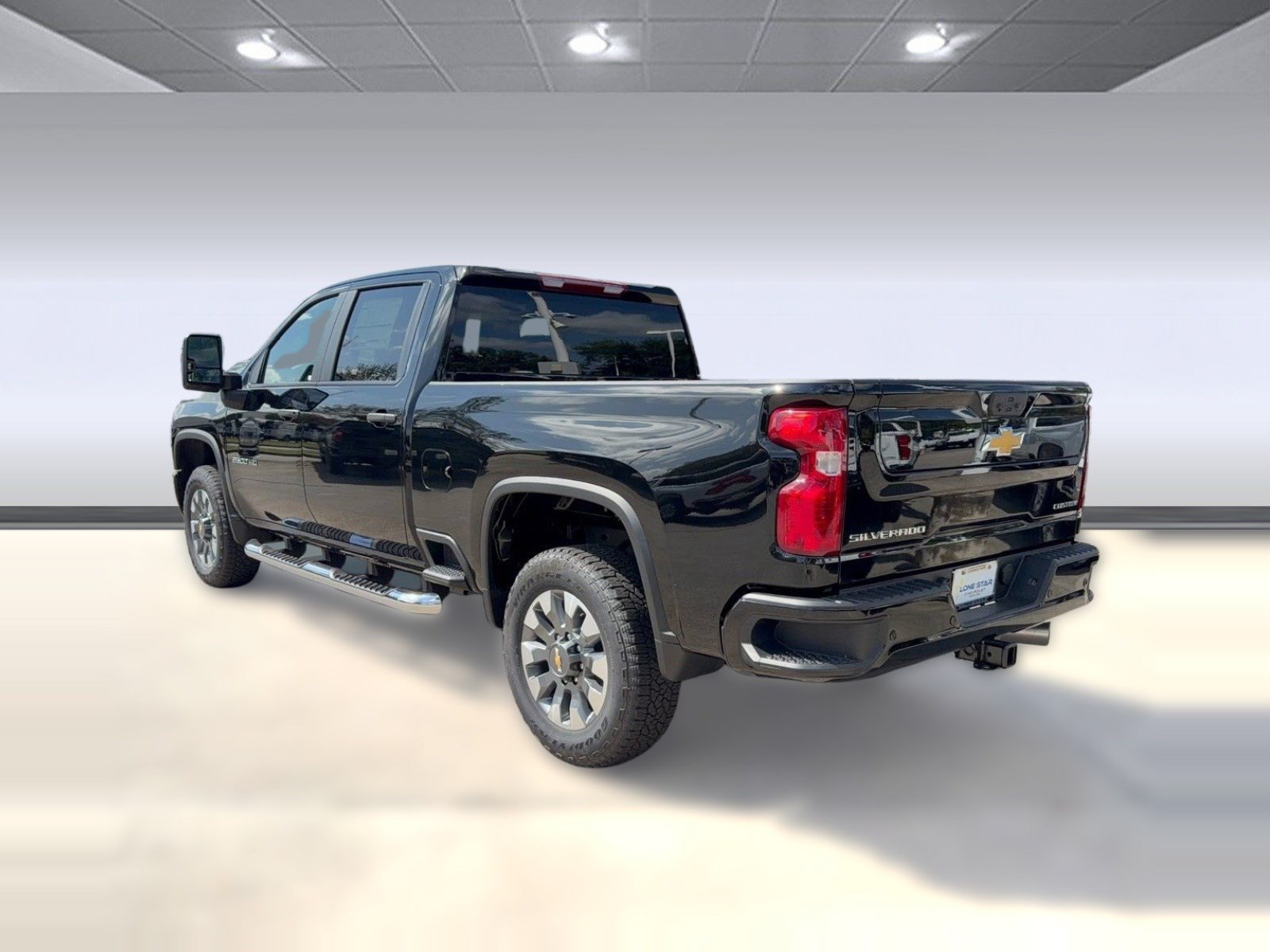 New 2026 Chevrolet Silverado 2500 Custom w/ Custom Value Package AWD/4WD image 3