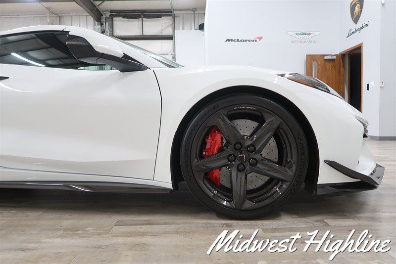 Used 2024 Chevrolet Corvette Z06 w/ Z07 Performance Package RWD image 25