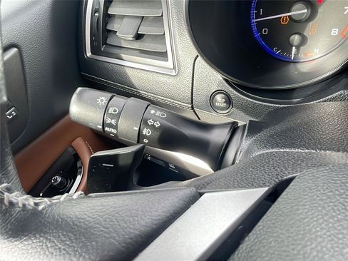 Used 2018 Subaru Outback 3.6R Touring w/ Popular Package #3 image 23