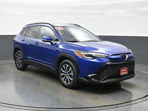 Used 2024 Toyota Corolla Cross AWD Hybrid image 8