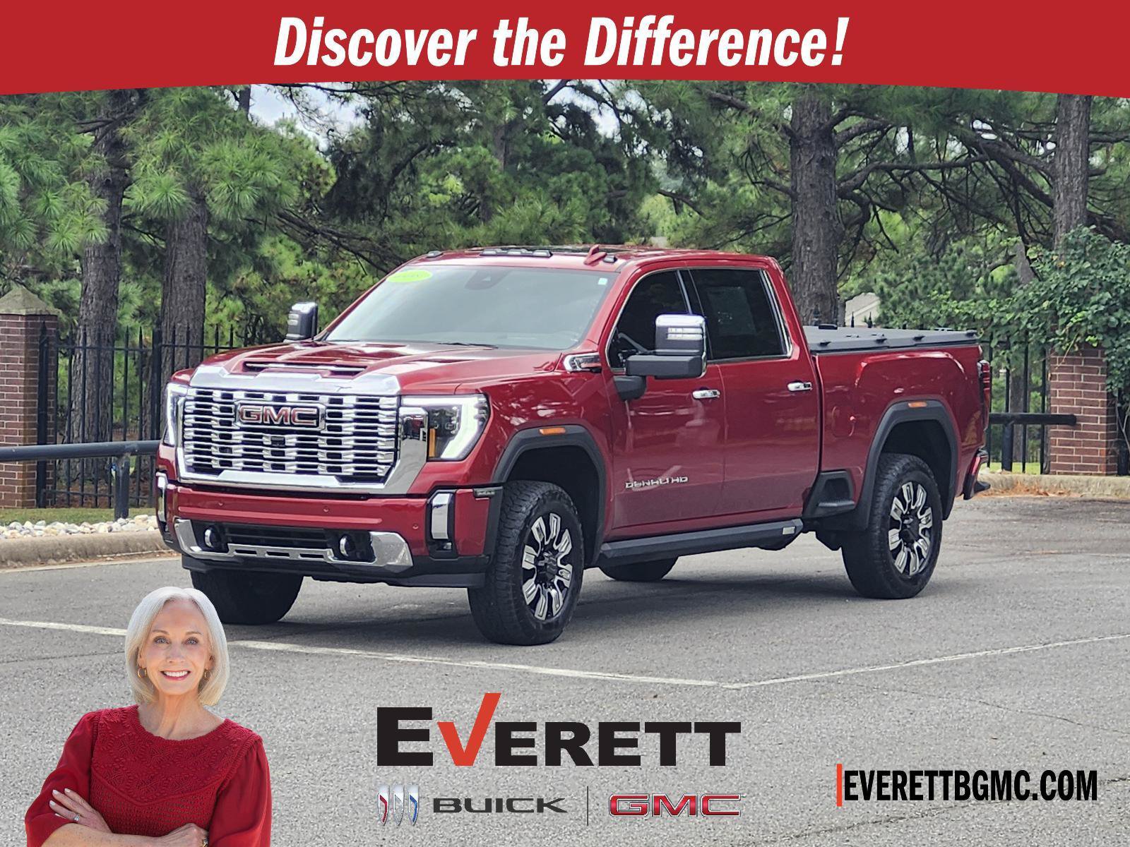 Used 2024 GMC Sierra 2500 Denali w/ Denali Reserve Package AWD/4WD image 1