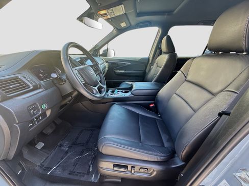 Certified 2024 Honda Passport EX-L image 18