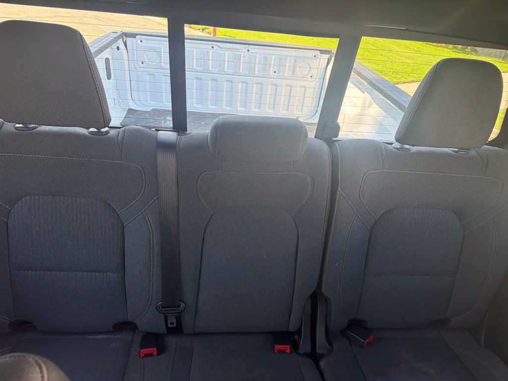Used 2022 RAM 1500 Big Horn RWD image 12