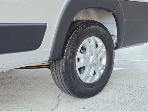 Used 2025 RAM ProMaster 3500 w/ Quick Order Package 22H SLT+ image 38