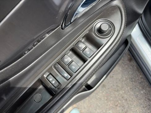 Used 2020 Buick Encore Sport Touring AWD/4WD image 26