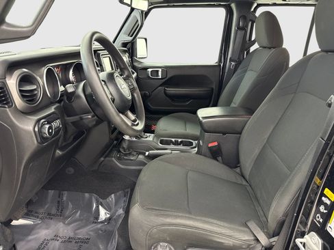 Used 2021 Jeep Wrangler Unlimited Sport AWD/4WD image 17