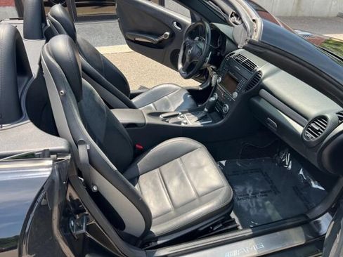 Used 2009 Mercedes-Benz SLK 55 AMG image 18