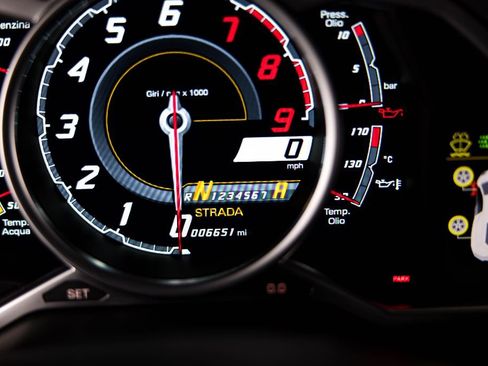 Used 2013 Lamborghini Aventador LP 700-4 image 25