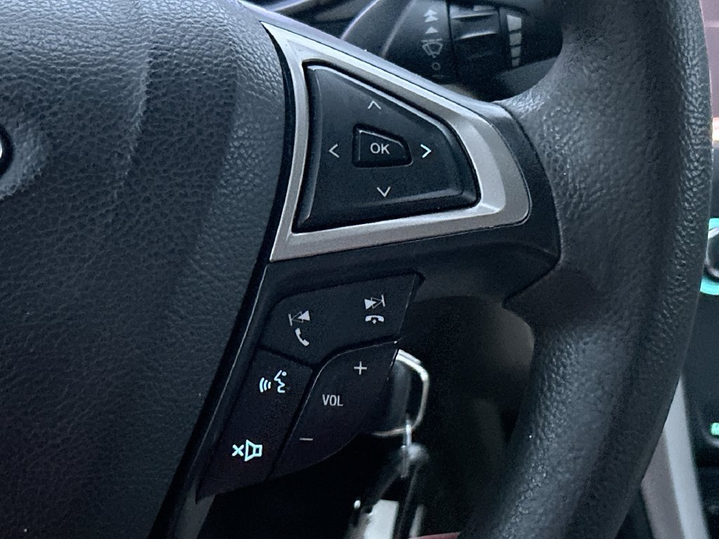 Used 2013 Ford Fusion SE FWD image 16