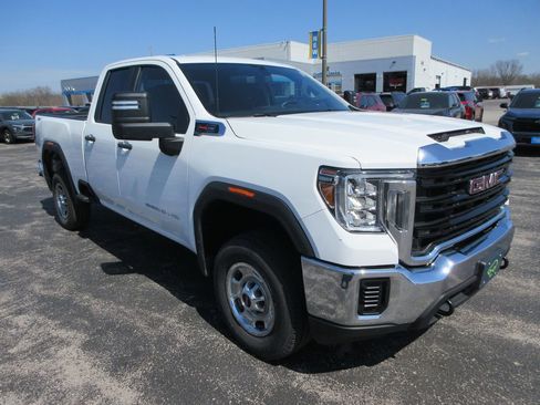 Certified 2023 GMC Sierra 2500 Pro w/ Convenience Package image 7
