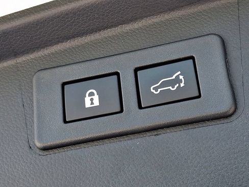 Certified 2025 Subaru Outback Limited AWD/4WD image 30