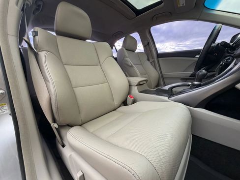 Used 2012 Acura TSX Sedan image 35