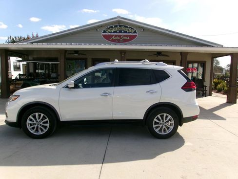 Used 2020 Nissan Rogue SV image 8