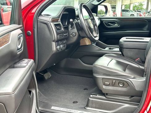 Used 2023 Chevrolet Tahoe High Country w/ Advanced Technology Package RWD image 10