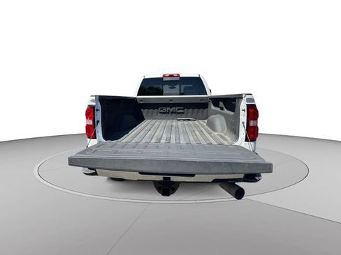 Used 2018 GMC Sierra 3500 SLE w/ SLE Preferred Package AWD/4WD image 18