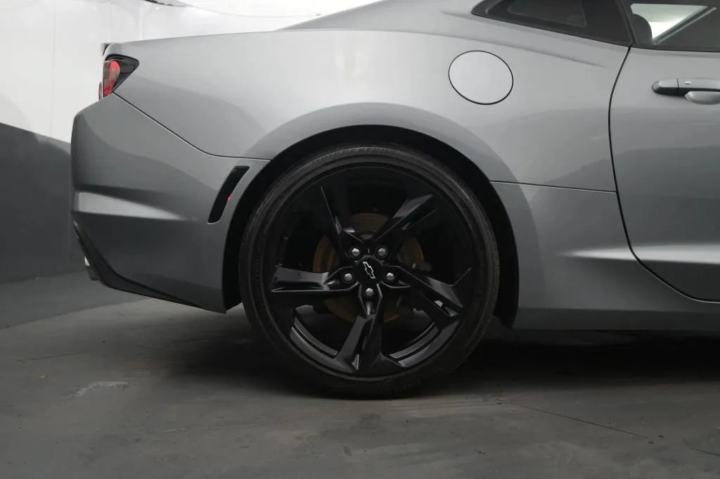 Used 2024 Chevrolet Camaro LT w/ RS Package RWD image 19