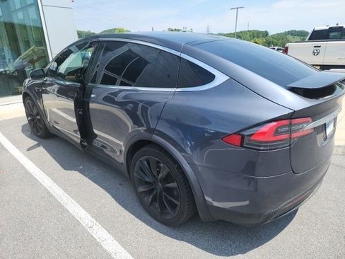 Used 2020 Tesla Model X Long Range AWD/4WD image 10