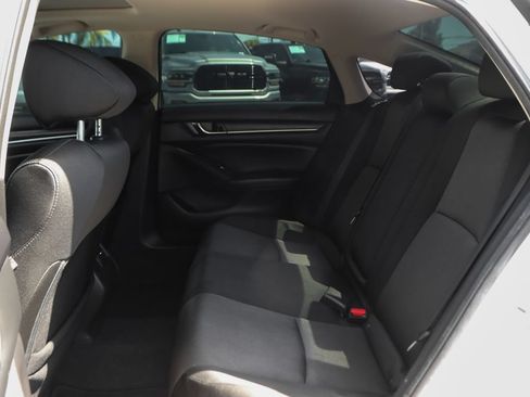 Used 2020 Honda Accord EX image 32