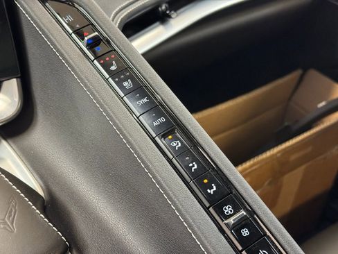 Used 2024 Chevrolet Corvette Stingray Preferred Conv w/ Z51 Performance Package image 37