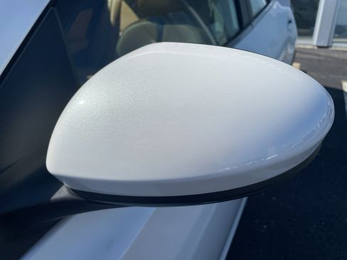 New 2025 Nissan Sentra SV w/ SV Premium Package image 6