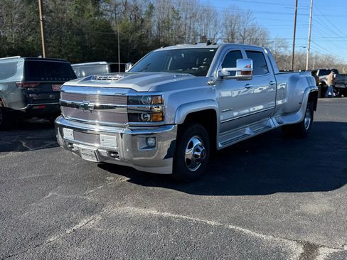 Used 2017 Chevrolet Silverado 3500 LTZ w/ Duramax Plus Package image 3