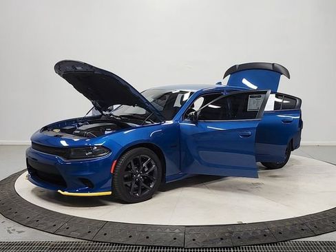 Used 2023 Dodge Charger R/T w/ Blacktop Package RWD image 11