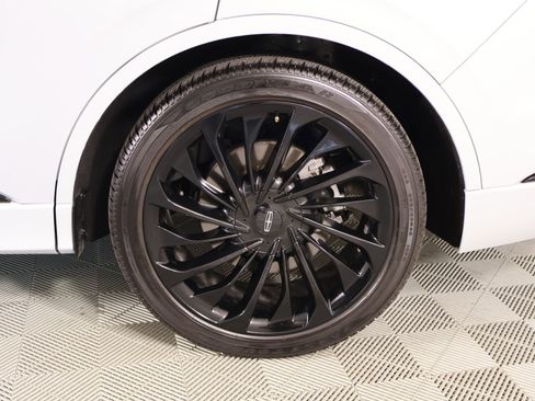Used 2025 Lincoln Aviator Reserve w/ Equipment Group 201A AWD/4WD image 20