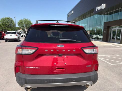 Used 2021 Ford Escape Titanium w/ Titanium Elite Package AWD/4WD image 8