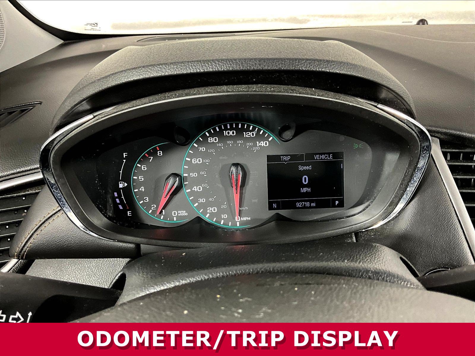 Used 2020 Chevrolet Trax LT w/ LT Convenience Package FWD image 12