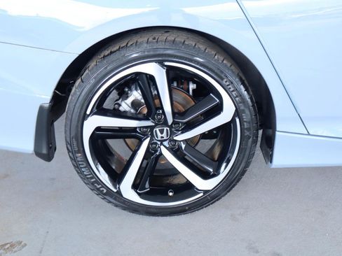 Used 2021 Honda Accord Sport image 5