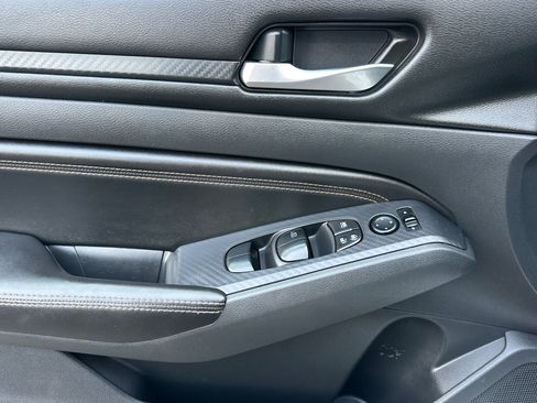 Used 2019 Nissan Altima 2.5 SR image 10