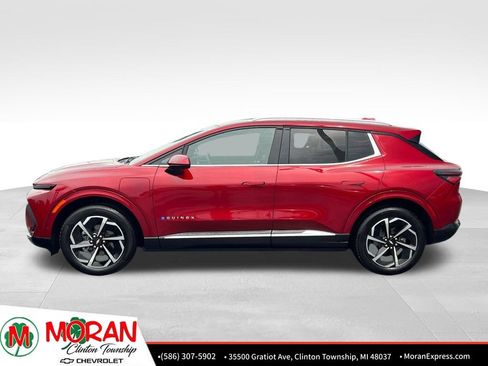 Certified 2024 Chevrolet Equinox EV LT AWD/4WD image 3